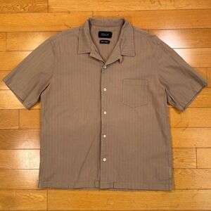 Howlin' by Morrison Blue Men's Tan Seersucker Stripe Short Sleeve Camp Shirt
